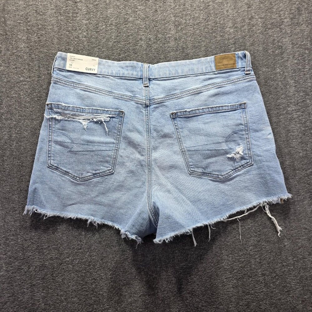 American Eagle Shorts Womens 18 Light Wash Curvy 90s Boyfriend STRIGID Denim